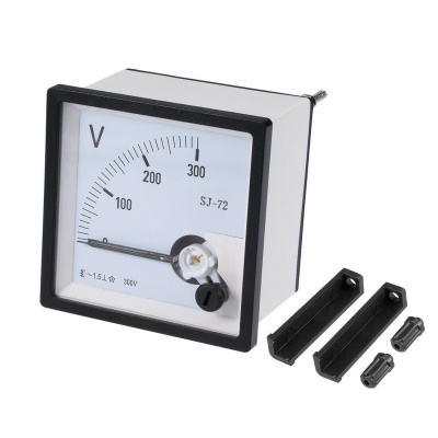 VOLTMETER - analogovy  300V