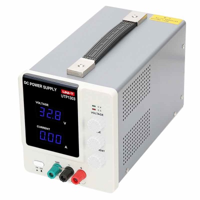 Laboratórny zdroj UTP 1303 UNI-T, 0-32 V / 3A