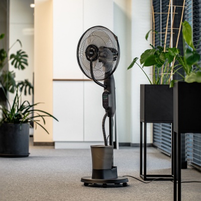 Stojanový ventilátor TEESA s rozprašovačom hmly