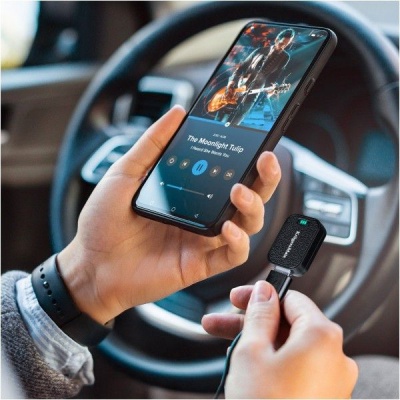 Bezdrôtový adaptér CarPlay – Android Auto HL-CP03 Bezdrôtový adaptér CarPlay – Android Auto HL-CP03