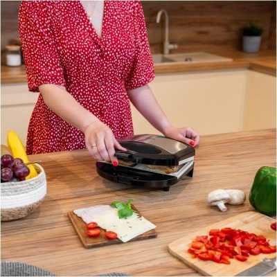 Sendvičovač s keramickými platňami TEESA