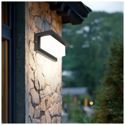 Nástené LED svietidlo LENTERO 12W senzor pohybu