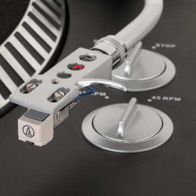 Gramofón Kruger&Matz TT-602
