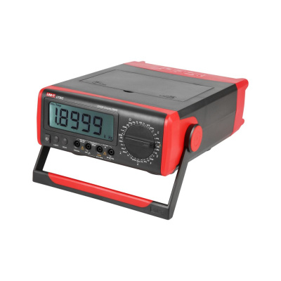 Laboratórny merač Uni-T UT802
